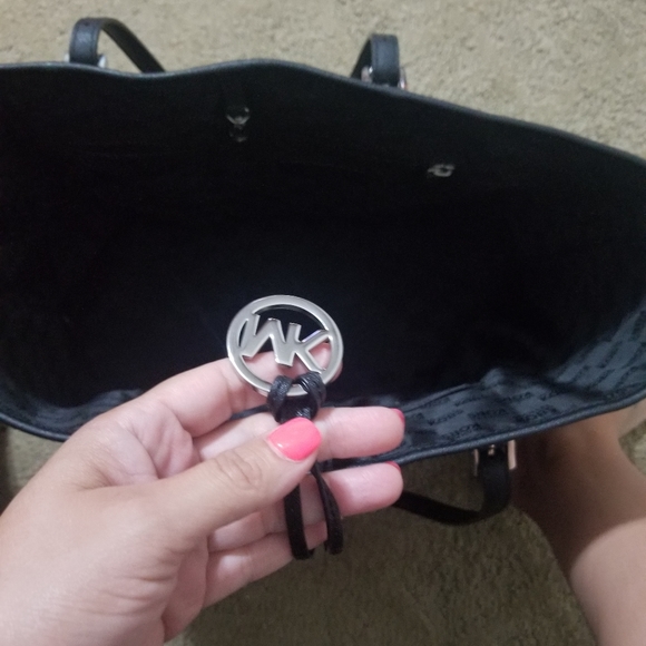 Michael kors bag - Picture 6 of 10